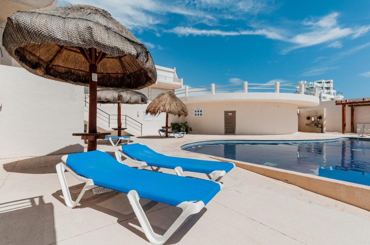 Hotelzone L17 Beach Access Канкун Екстер'єр фото
